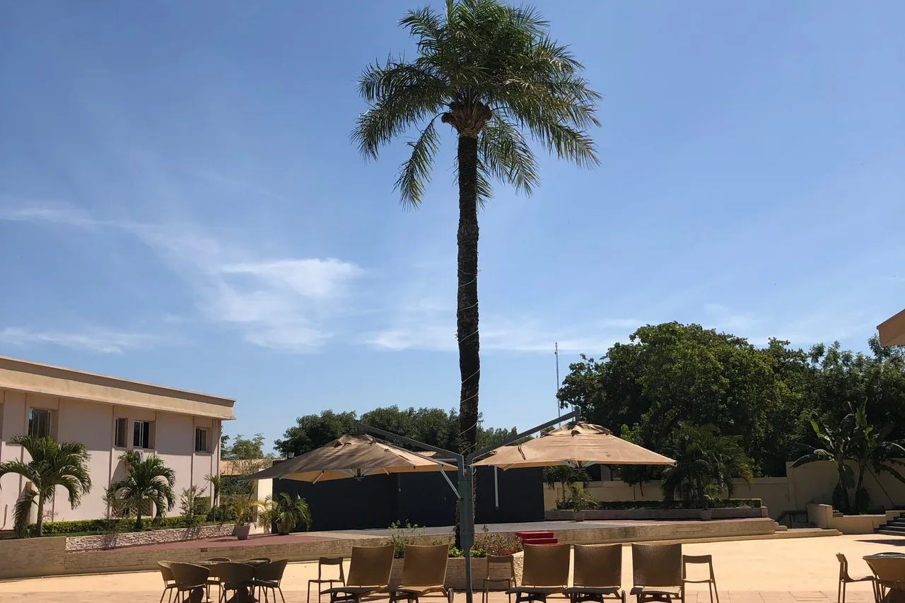 Ledger Plaza Bissau Hotel — rooms and atmosphere