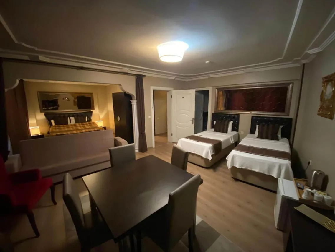 Lena Central Flats — ภาพห้องพักและบรรยากาศ