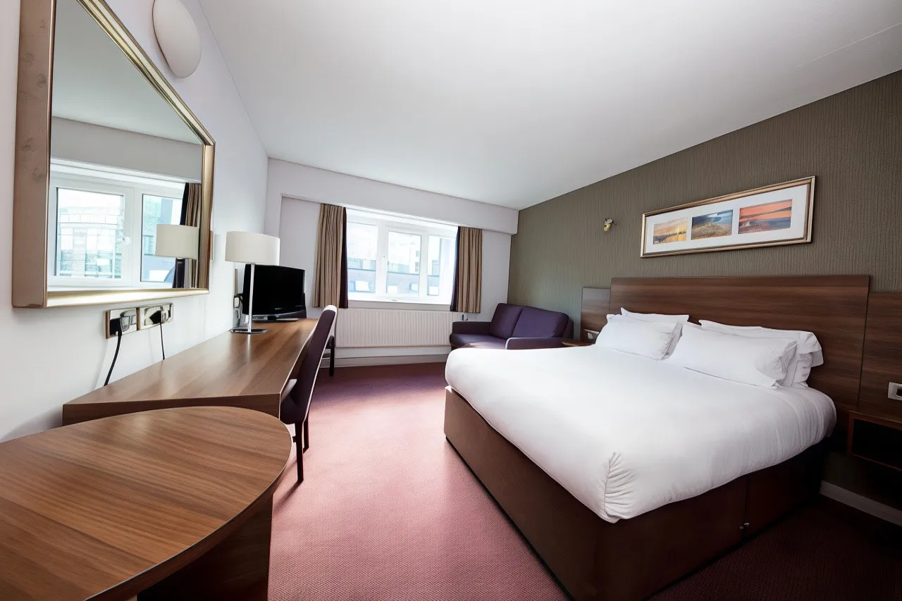 Leonardo Hotel Cork — ภาพห้องพักและบรรยากาศ