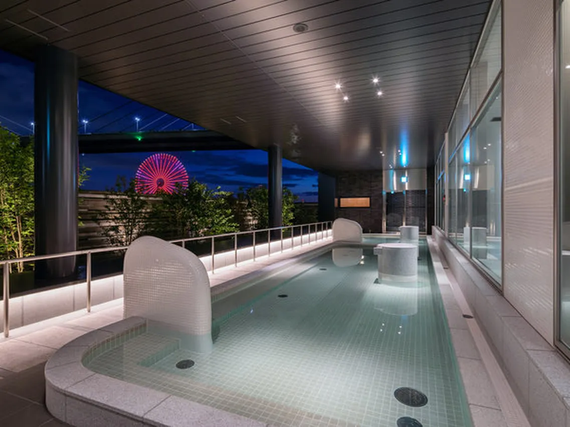 Liber Hotel at Universal Studios Japan — rooms and atmosphere