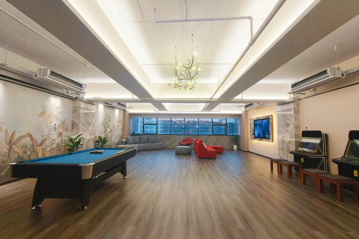 Shenzhen Lido Hotel — rooms and atmosphere
