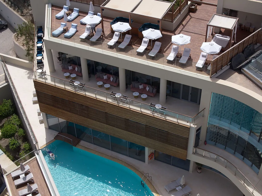 Lindos Blu Luxury Hotel & Suites — ภาพห้องพักและบรรยากาศ