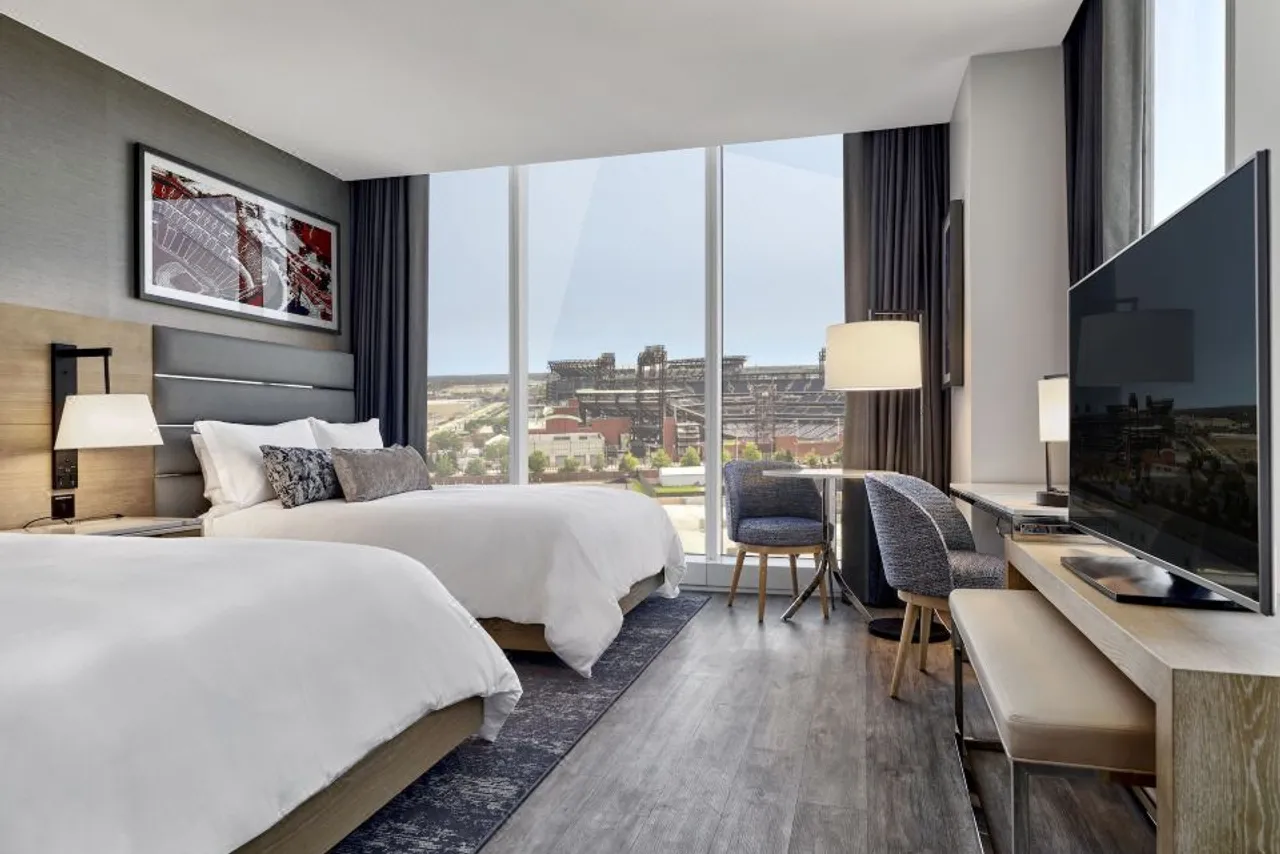Live! Casino & Hotel Philadelphia — rooms and atmosphere