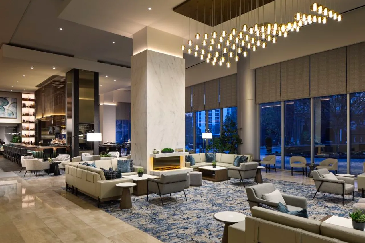 Loews Atlanta Hotel — rooms and atmosphere