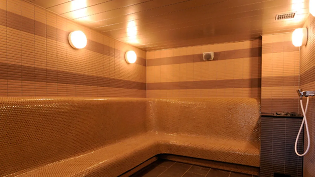 Loisir Hotel Naha — rooms and atmosphere