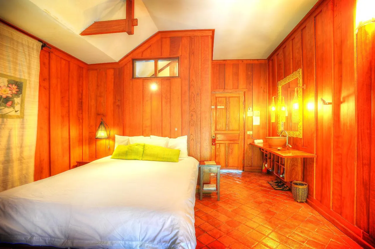 Lotus Villa Hotel — rooms and atmosphere
