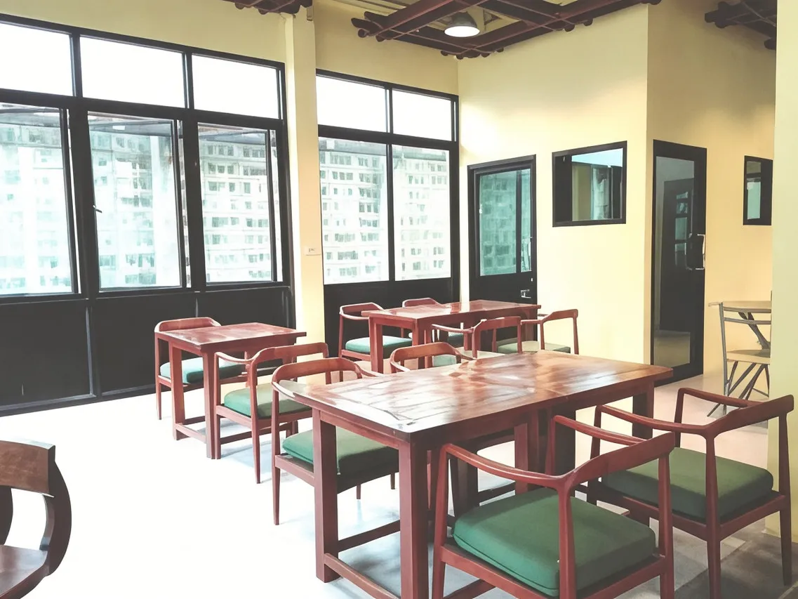 Luang Chumni Village — rooms and atmosphere