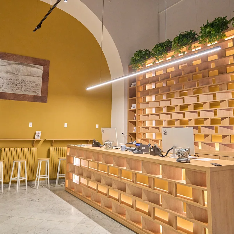 Lucca Hostel & Rooms San Frediano — ลุกกา