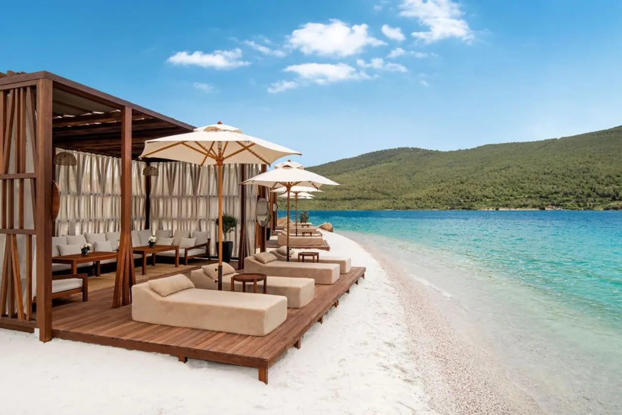 Lujo Hotel Bodrum — rooms and atmosphere