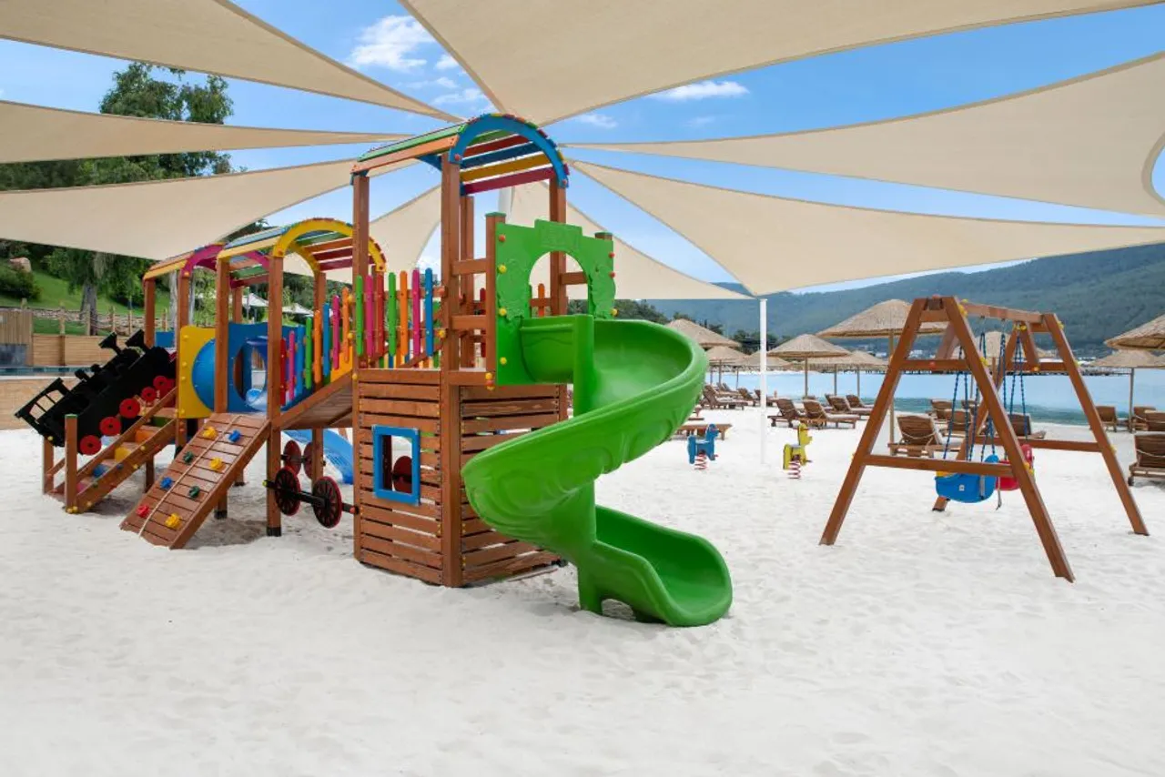 Lujo Hotel Bodrum — rooms and atmosphere