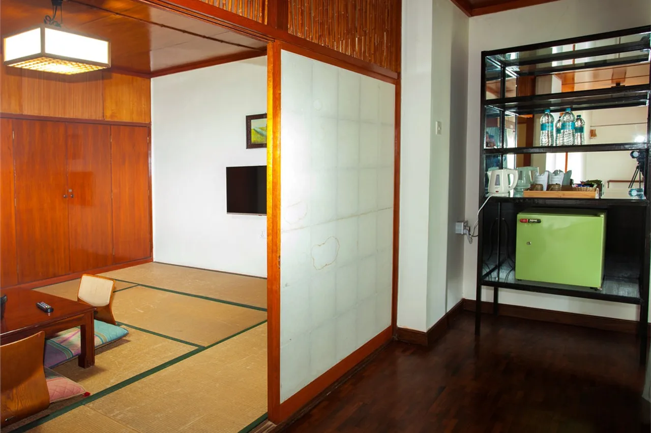 Lumbini Hokke Hotel — ภาพห้องพักและบรรยากาศ