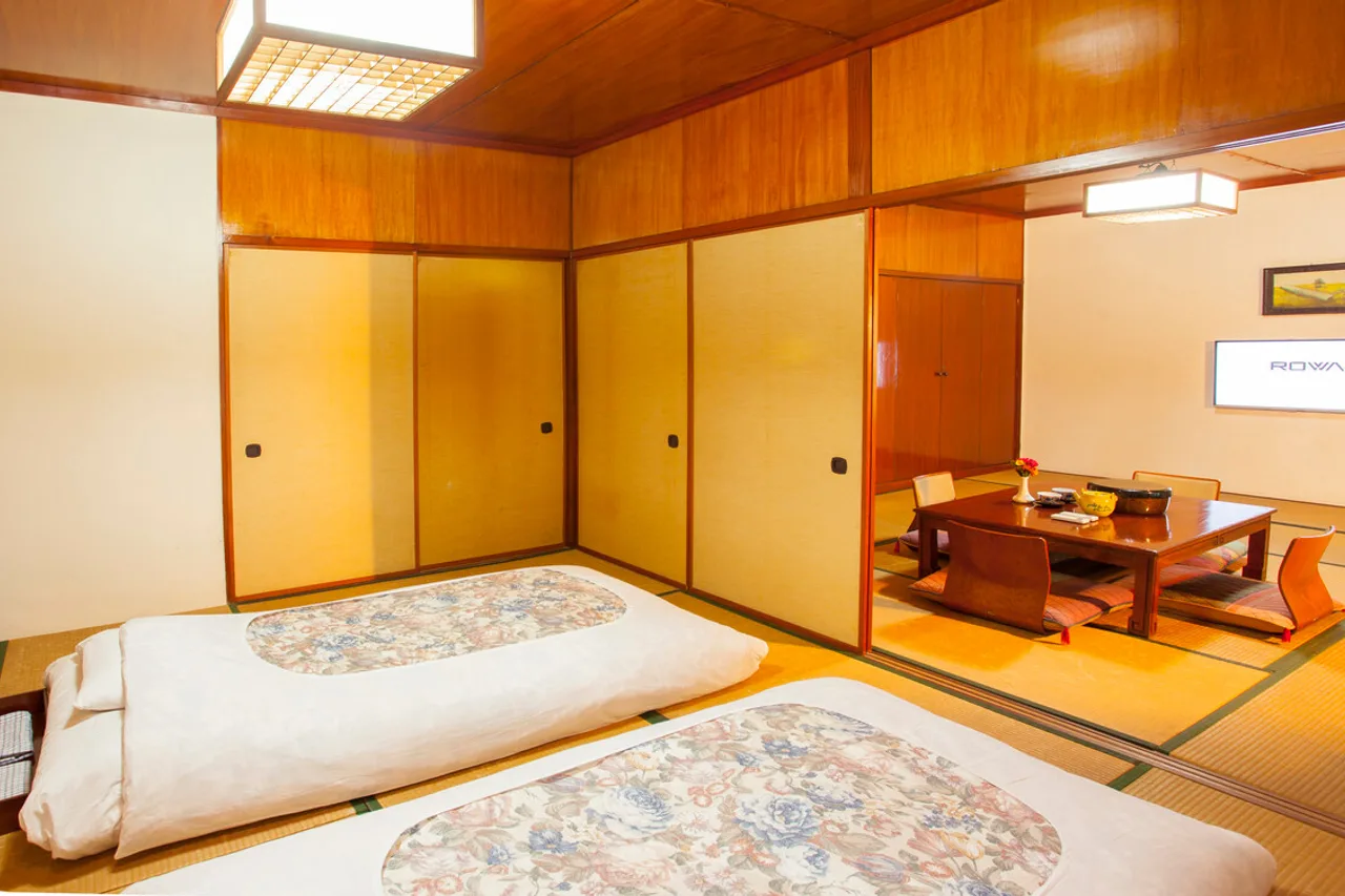 Lumbini Hokke Hotel — ภาพห้องพักและบรรยากาศ