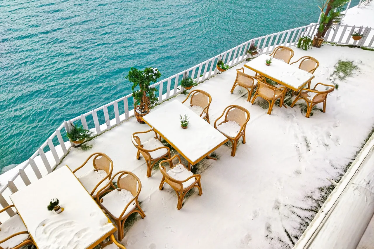 Luxus Hunza Attabad Lake Resort — ภาพห้องพักและบรรยากาศ