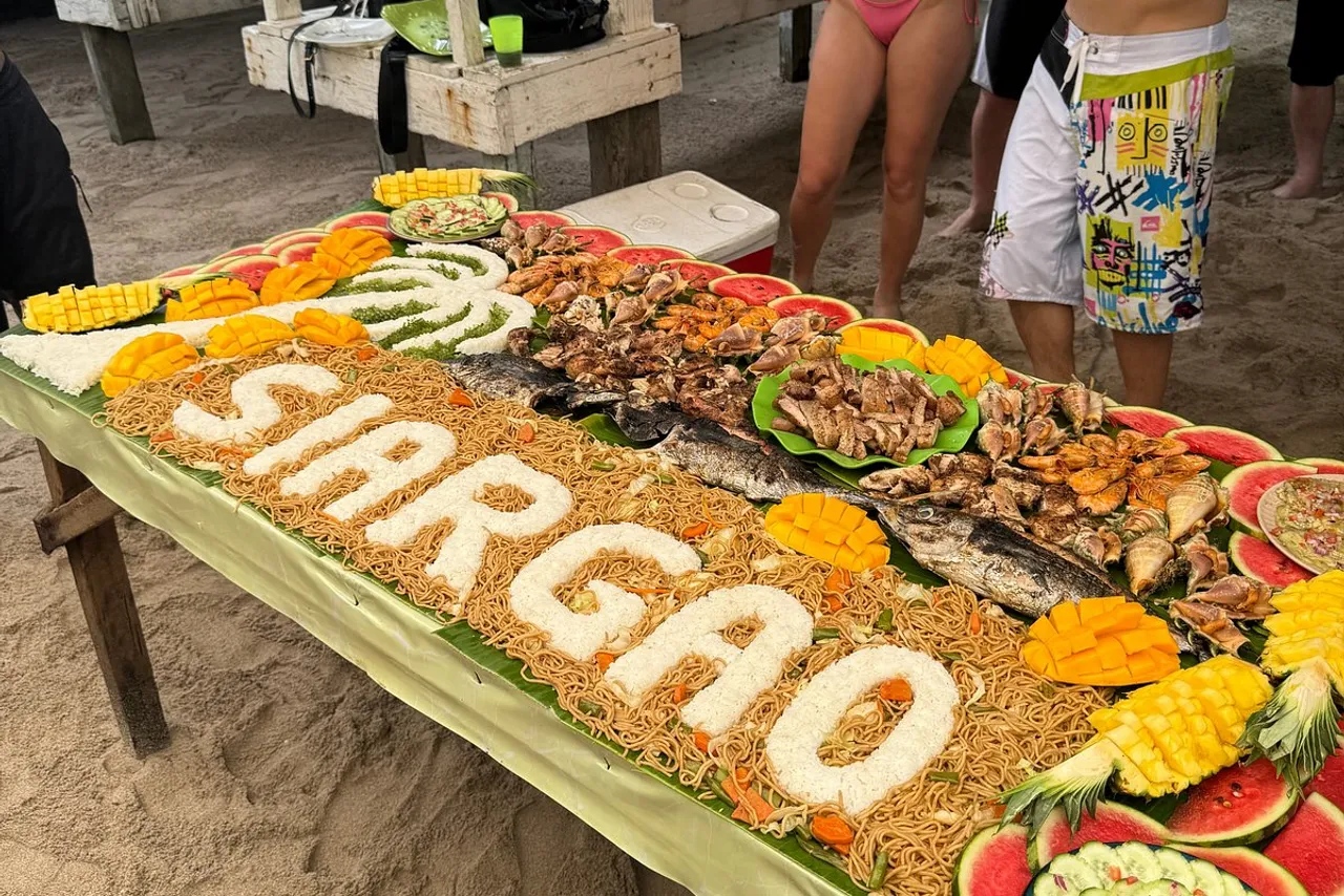 Mad Monkey Hostel Siargao — rooms and atmosphere