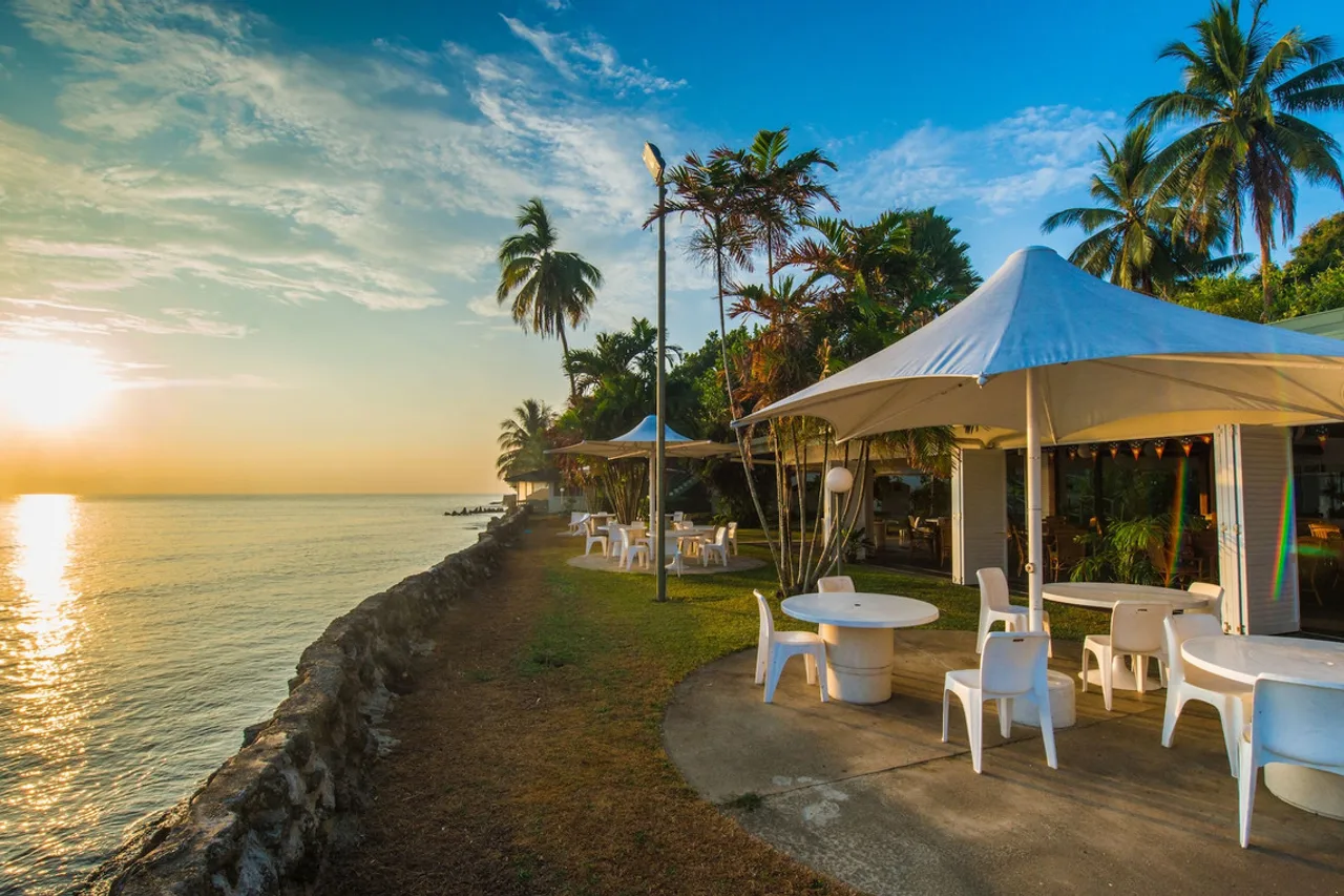 Madang Resort Hotel & Conference Centre — ภาพห้องพักและบรรยากาศ