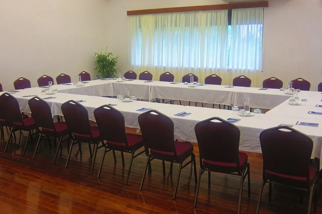 Madang Star International Hotel — ภาพห้องพักและบรรยากาศ