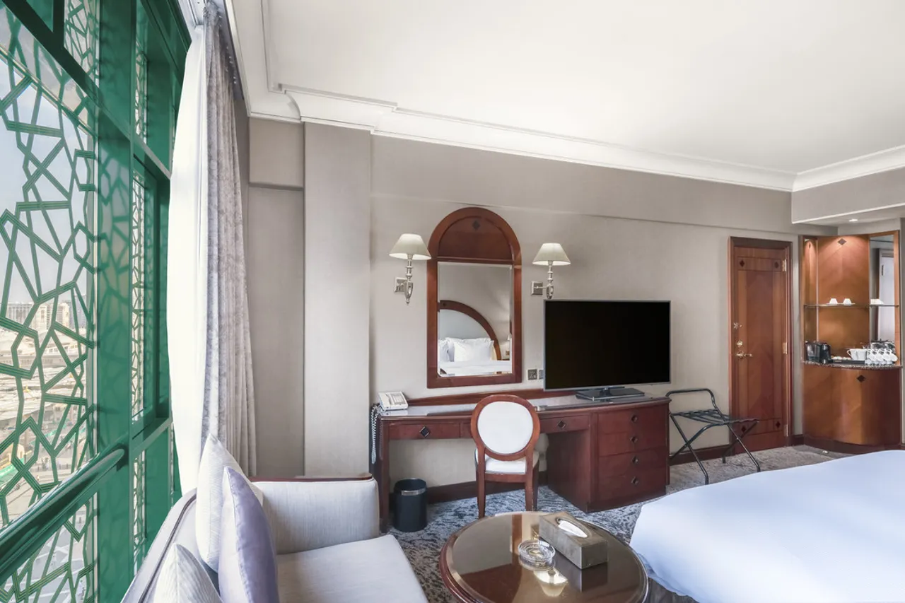 Madinah Hilton — ภาพห้องพักและบรรยากาศ