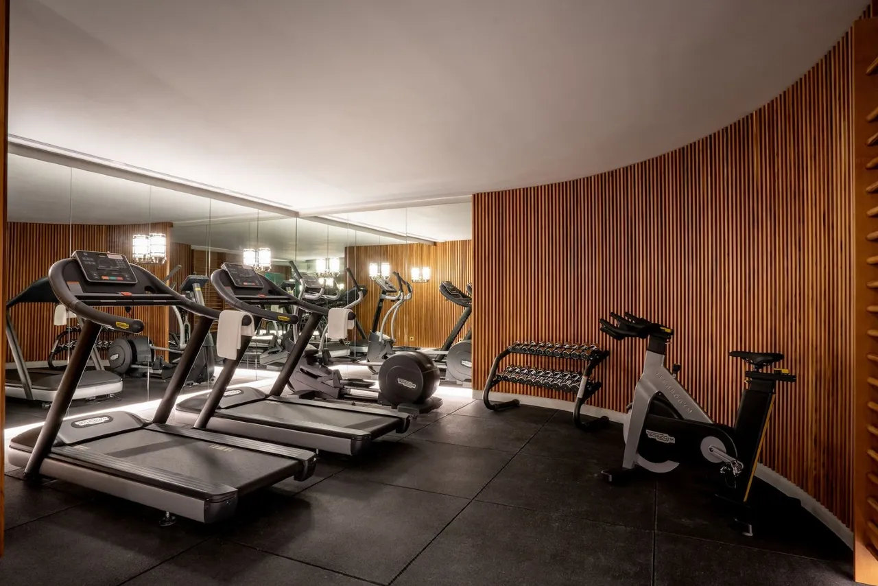 Maison Albar Hotels Le Monumental Palace — rooms and atmosphere