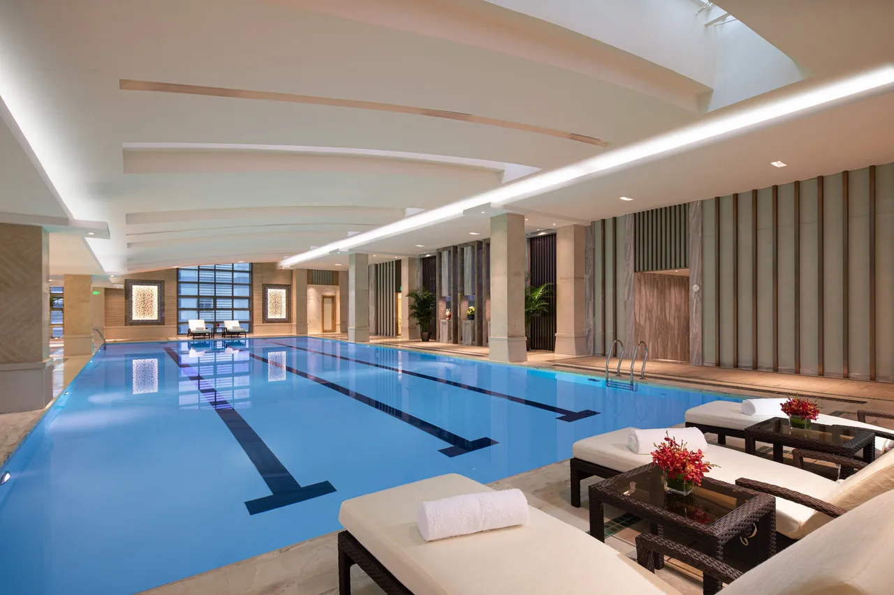 Majesty Plaza Shanghai — rooms and atmosphere