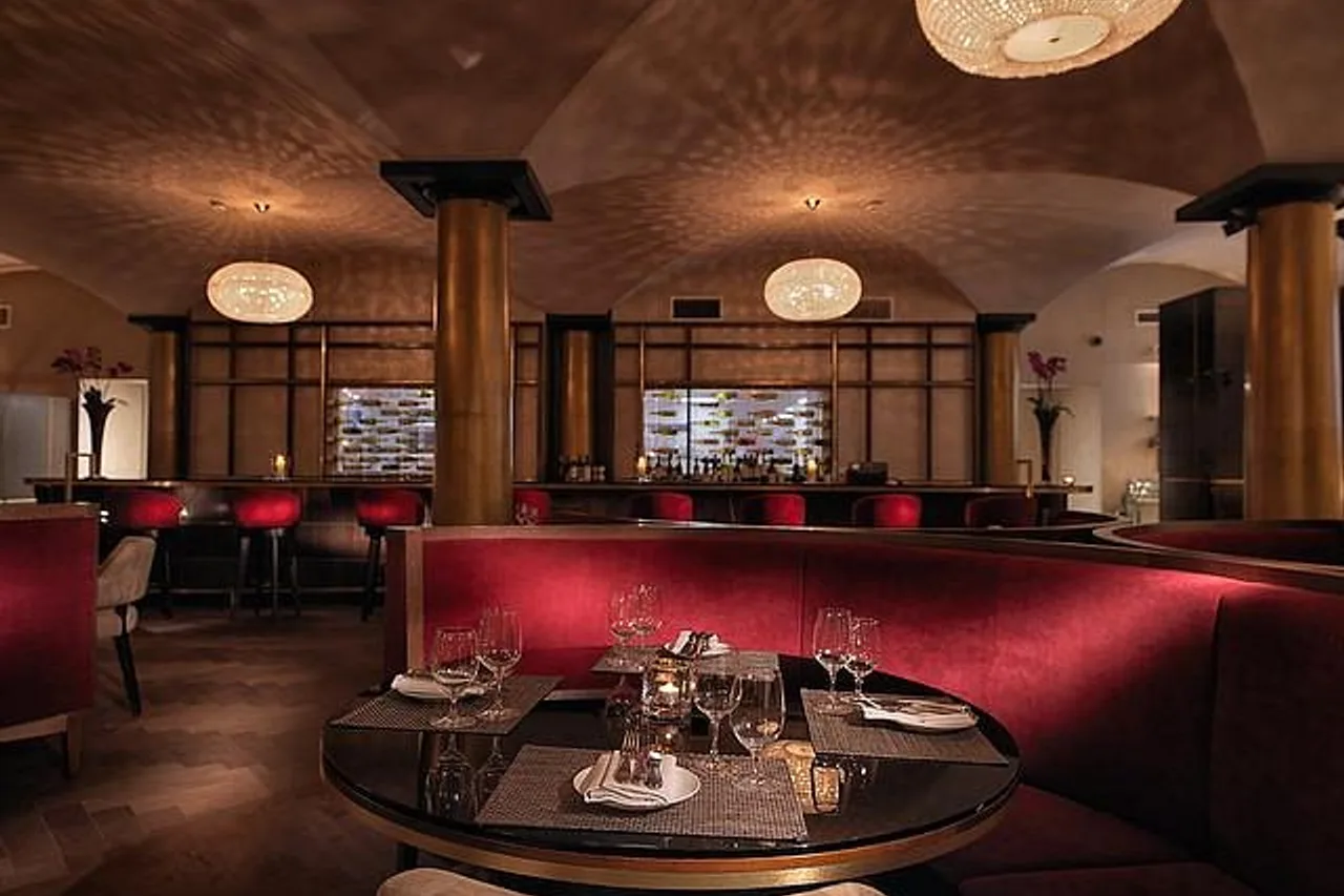 Malmaison Glasgow — rooms and atmosphere
