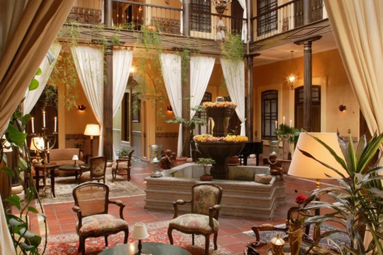 Mansion Alcazar Boutique Hotel — ภาพห้องพักและบรรยากาศ