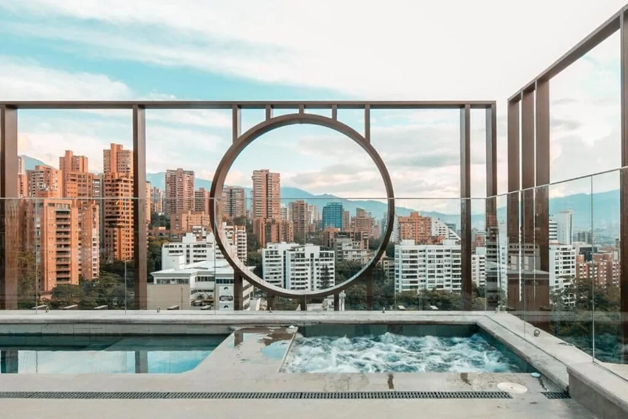 Marquee Medellin — ภาพห้องพักและบรรยากาศ