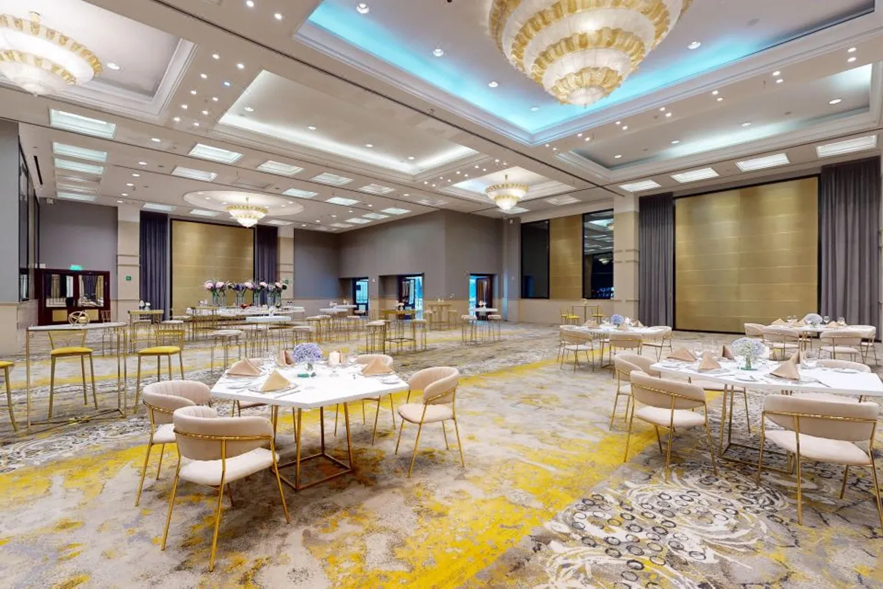 Marquis Reforma Hotel & Spa — rooms and atmosphere