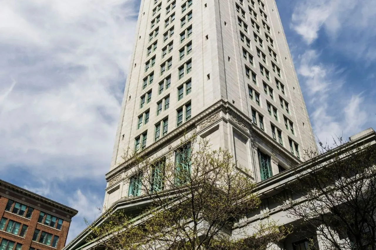 Marriott Vacation Club at Custom House, Boston — rooms and atmosphere