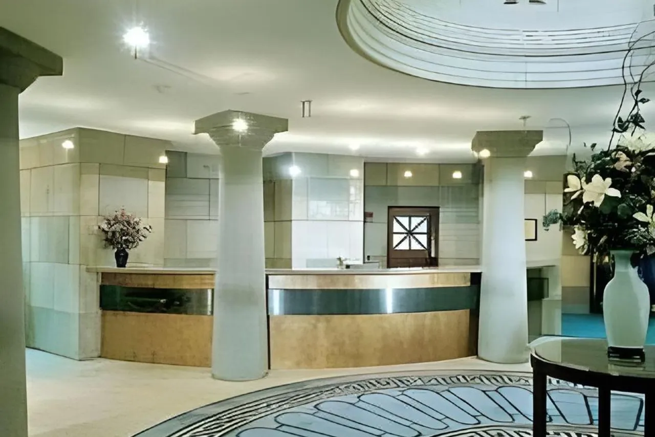 Marriott Vacation Club at Custom House, Boston — rooms and atmosphere