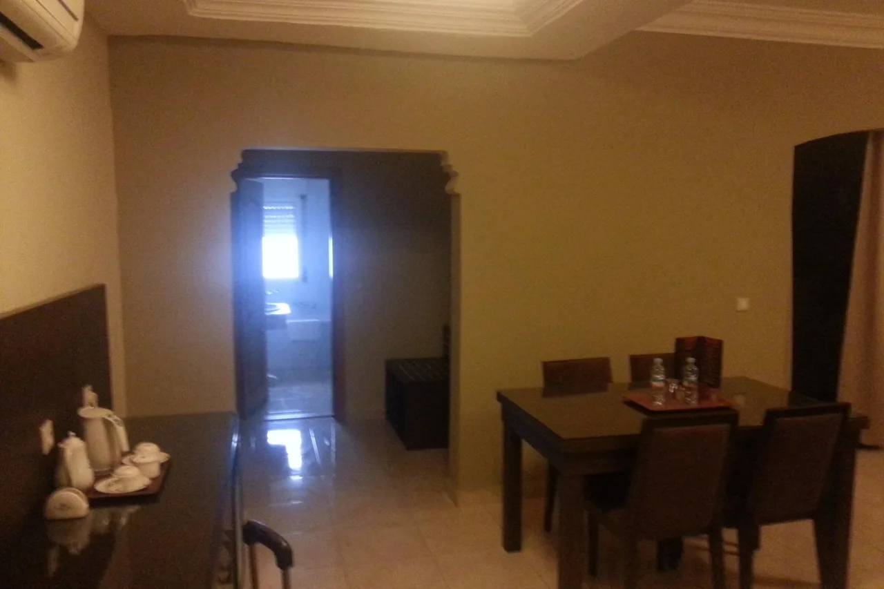 Mauricenter Hotel Nouakchott — rooms and atmosphere