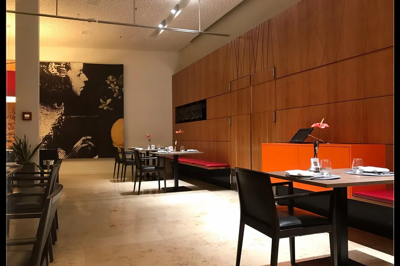 Meliá Luxembourg — rooms and atmosphere