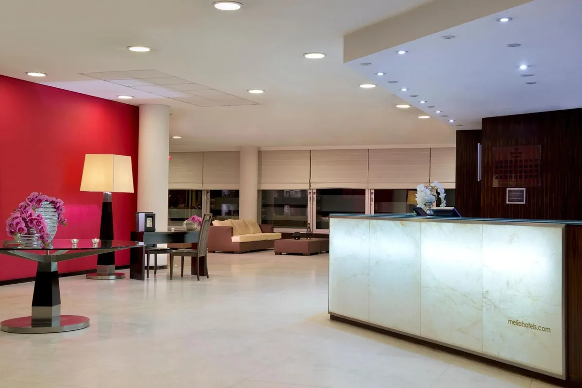 Meliá Ria Hotel & Spa — ภาพห้องพักและบรรยากาศ