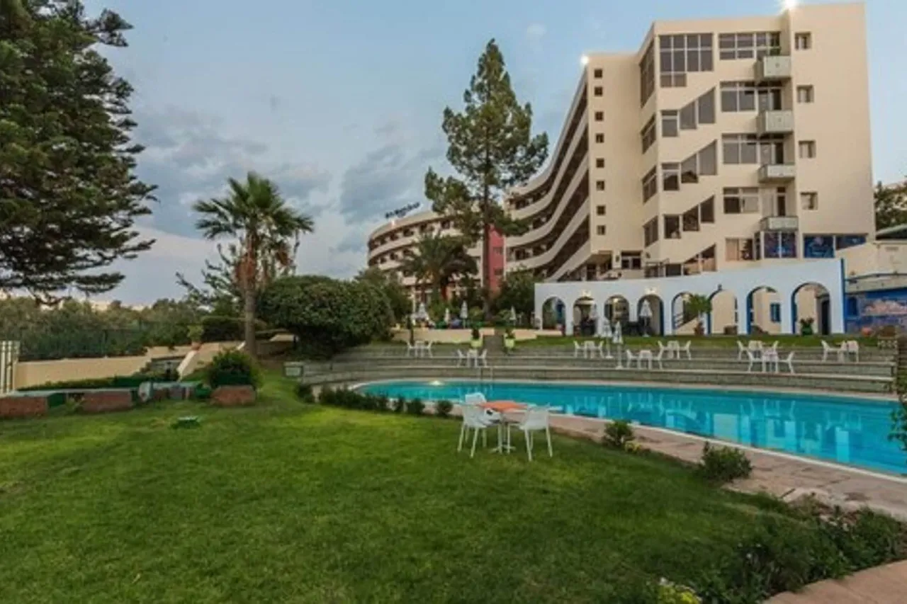 Menzeh Zalagh City Center — ภาพห้องพักและบรรยากาศ