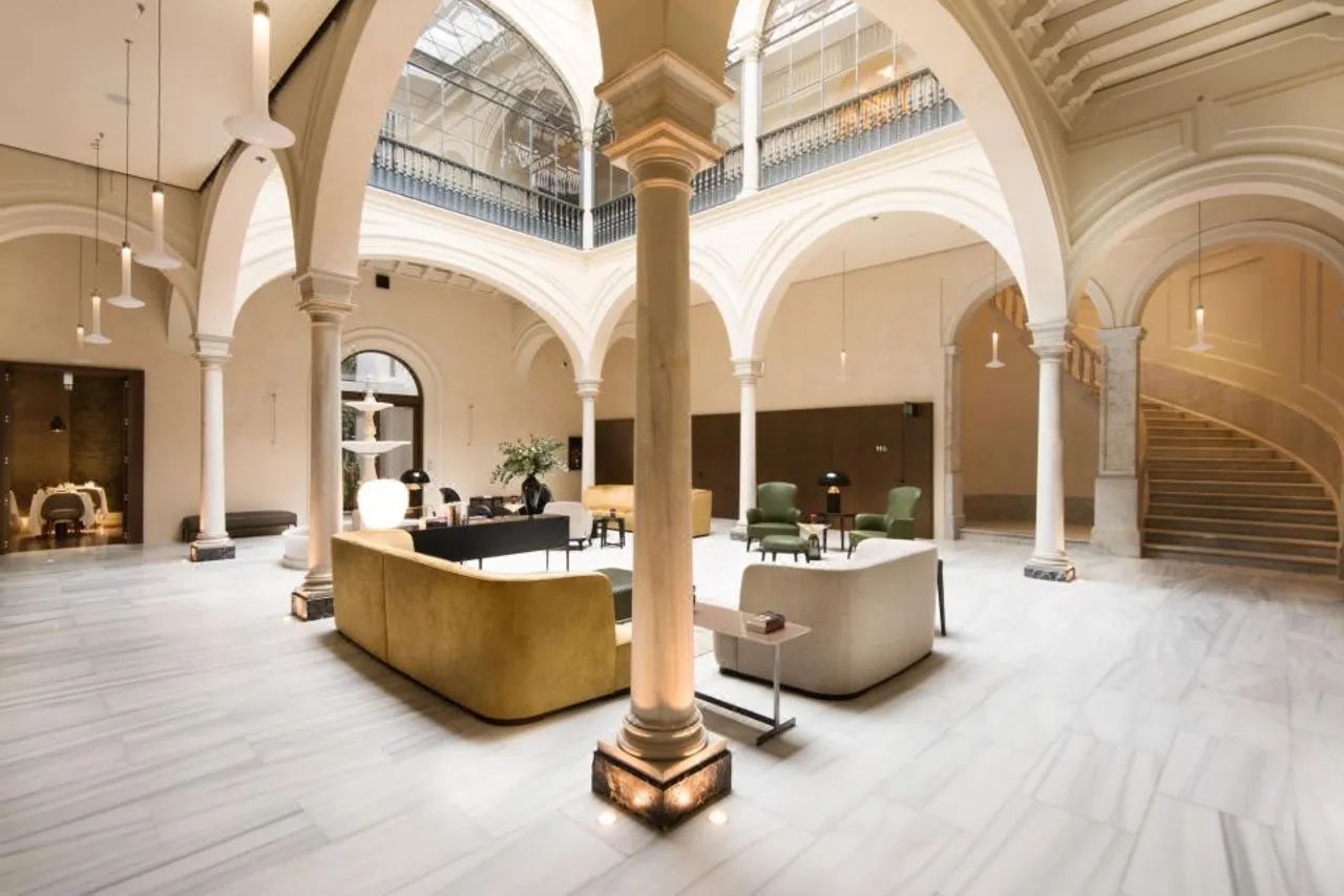 Mercer Sevilla 5* GL — rooms and atmosphere