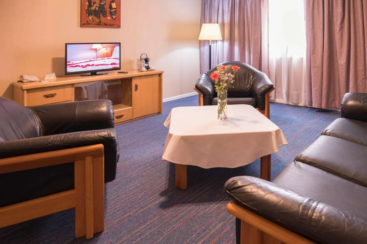 Mercure Alger Aeroport — rooms and atmosphere
