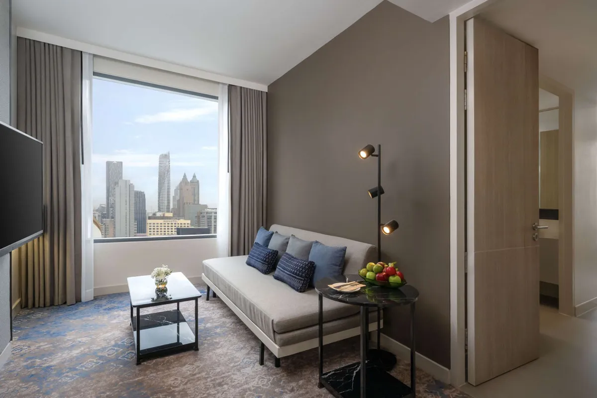 Mercure Bangkok Siam — rooms and atmosphere