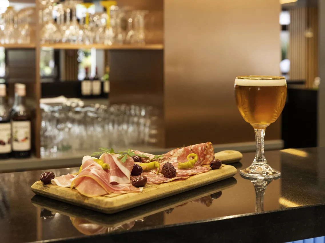 Mercure Bordeaux Centre Gare Saint Jean — rooms and atmosphere