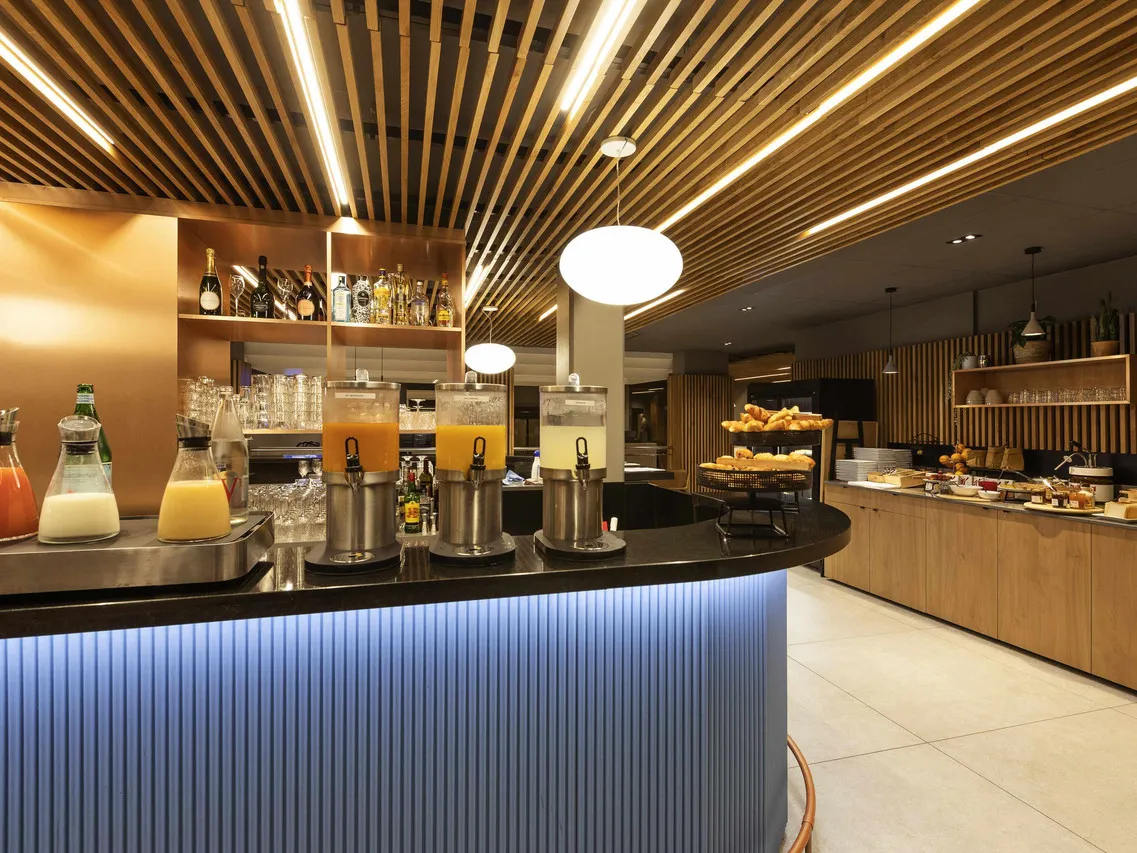 Mercure Bordeaux Centre Gare Saint Jean — rooms and atmosphere