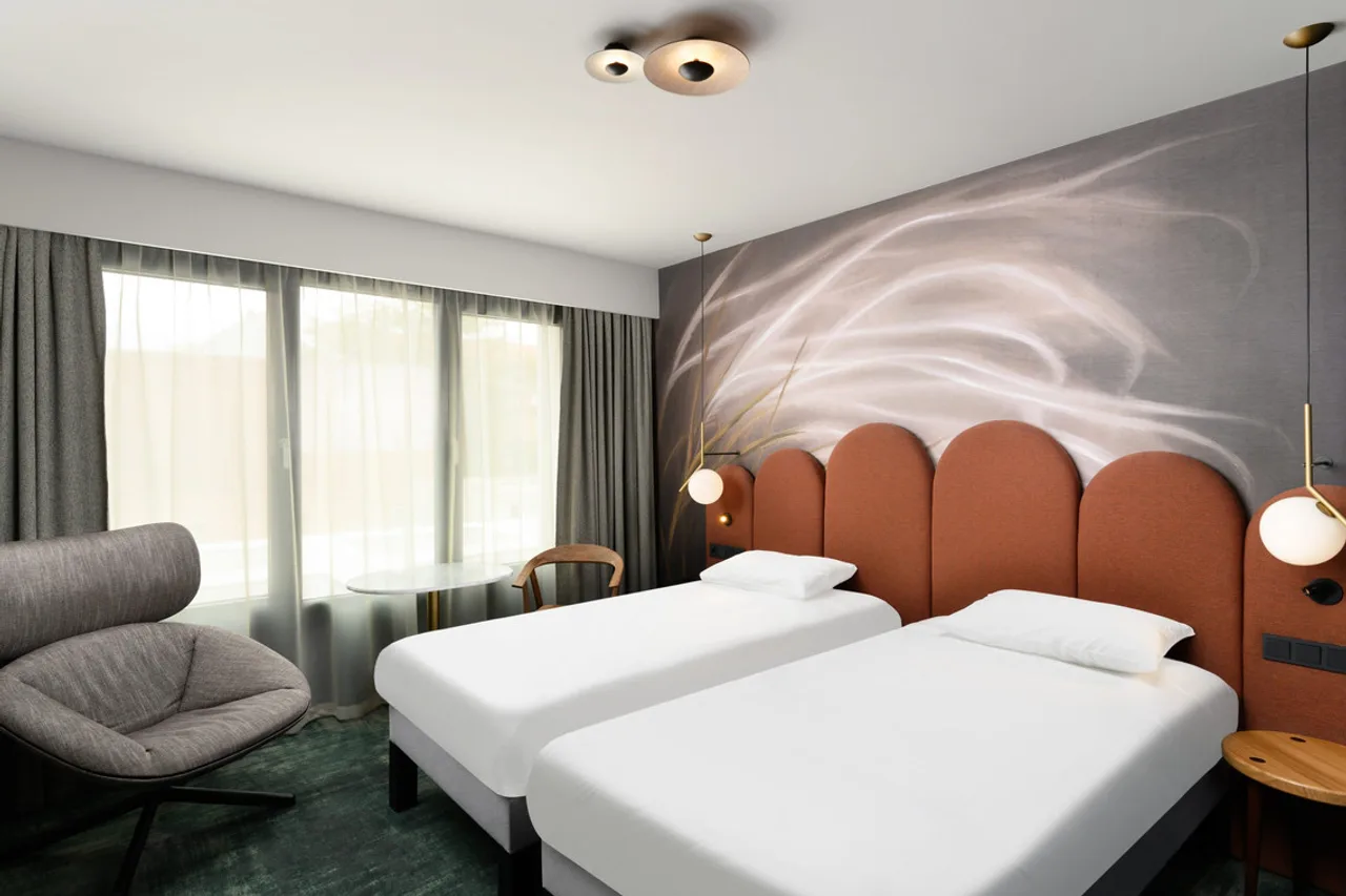 Mercure Debrecen — ภาพห้องพักและบรรยากาศ