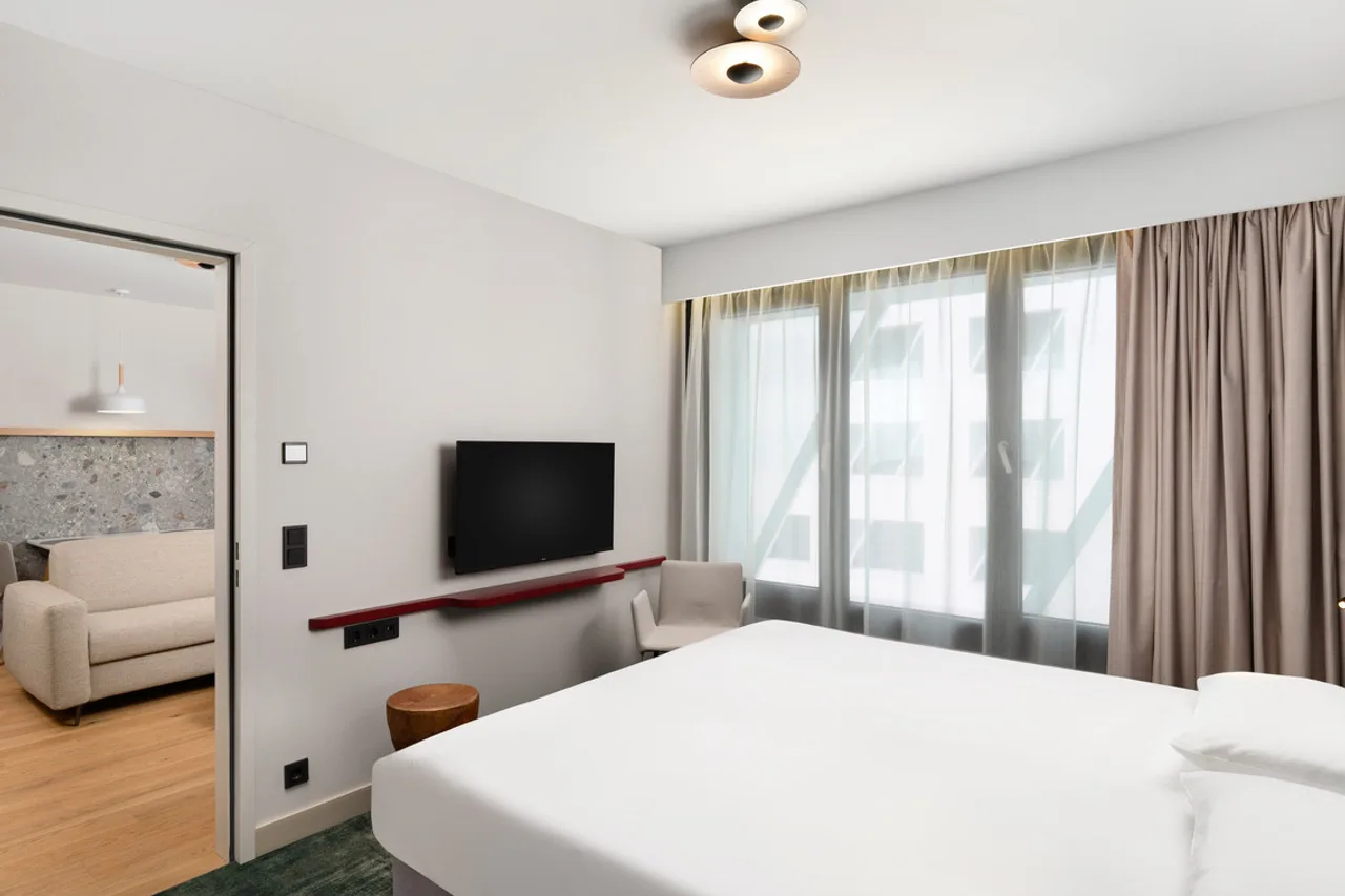Mercure Debrecen — ภาพห้องพักและบรรยากาศ