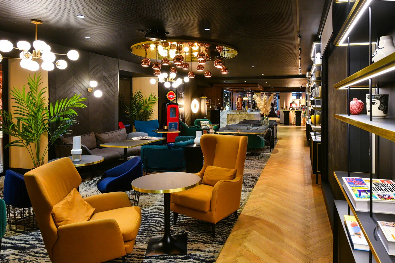 Mercure Lyon Centre Saxe Lafayette — rooms and atmosphere