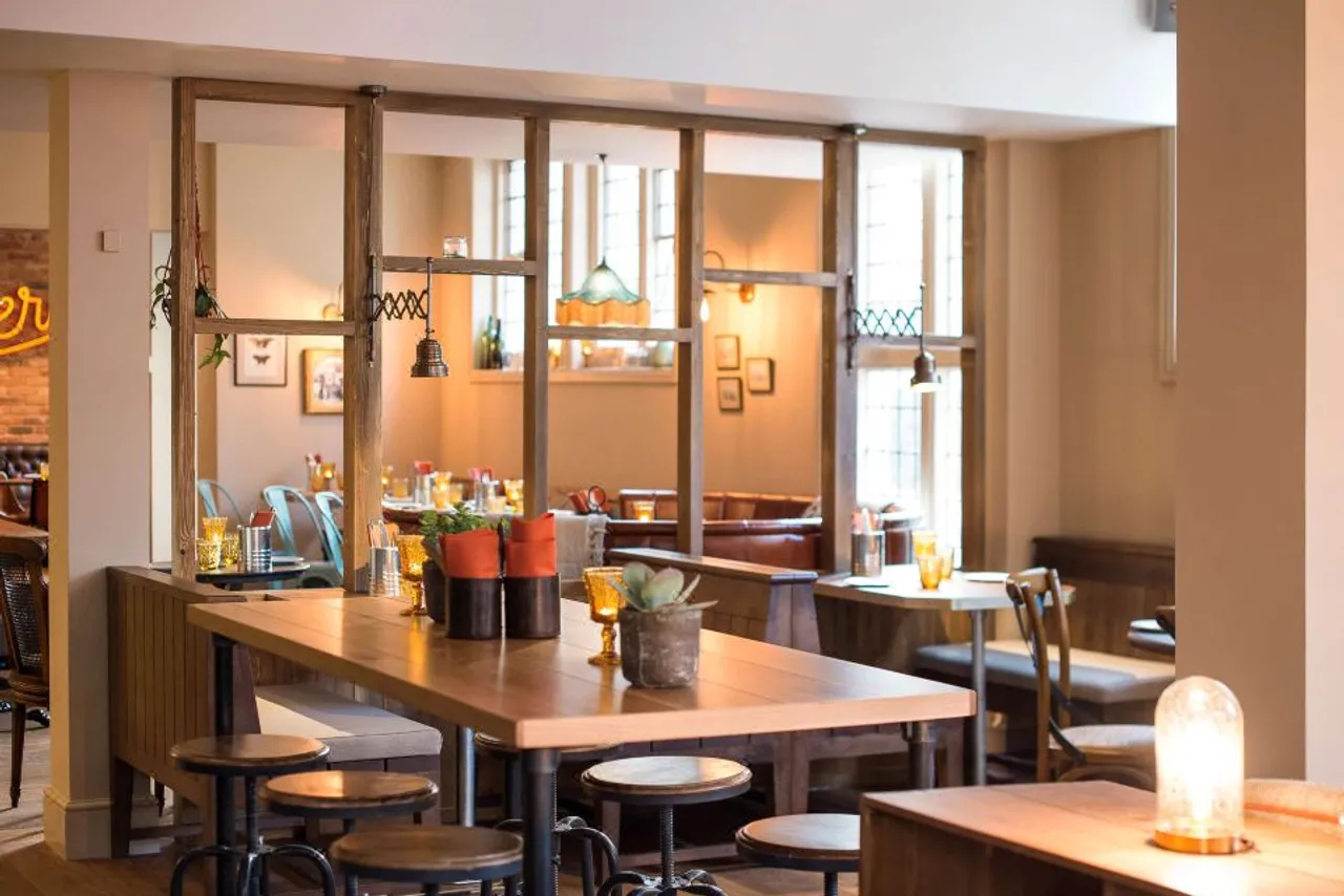 Mercure Oxford Eastgate Hotel — rooms and atmosphere