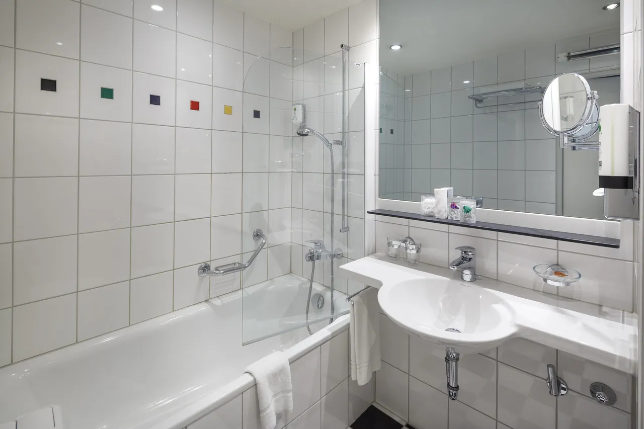 Hotel Metropol Basel — rooms and atmosphere