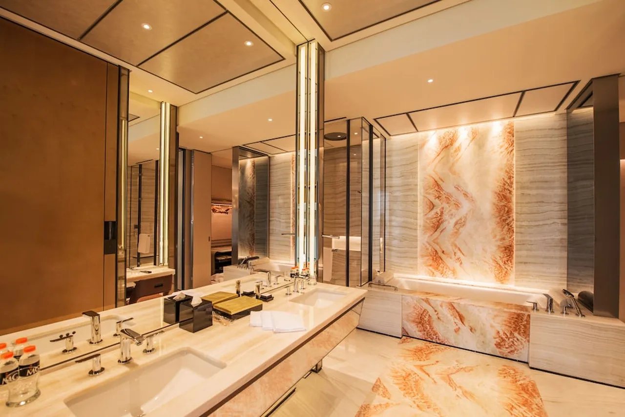 MGM Cotai — rooms and atmosphere