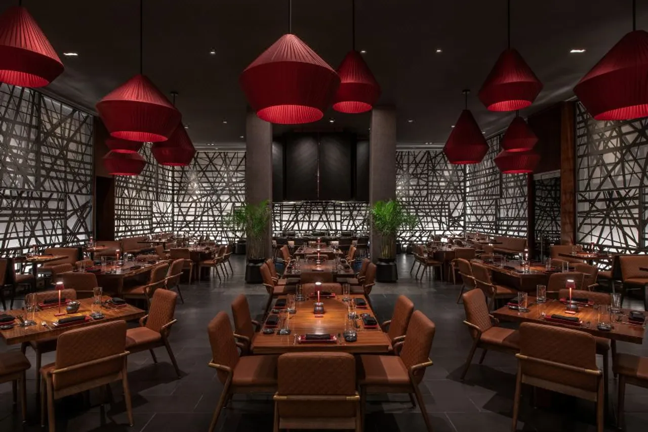 MGM Grand Hotel & Casino — rooms and atmosphere