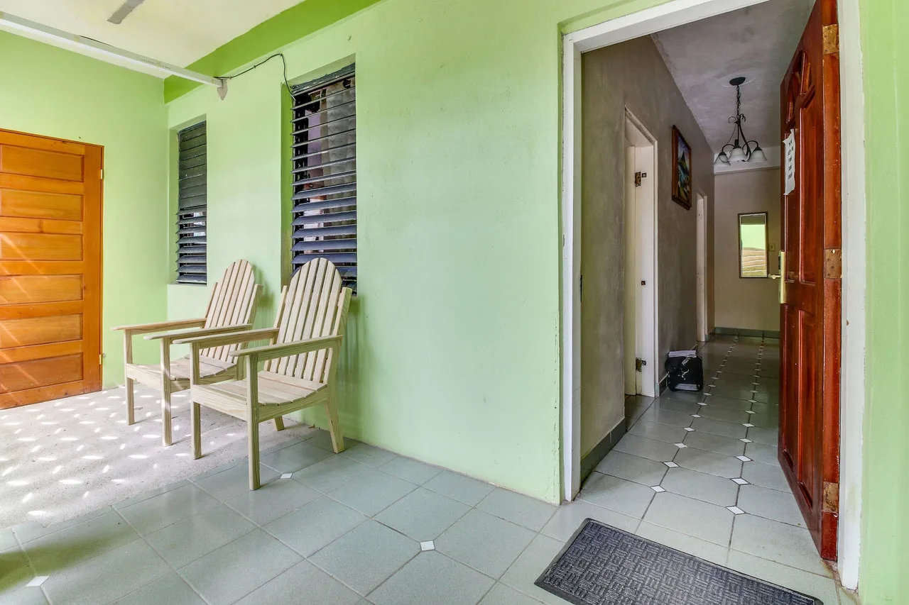 Midas Belize — ภาพห้องพักและบรรยากาศ
