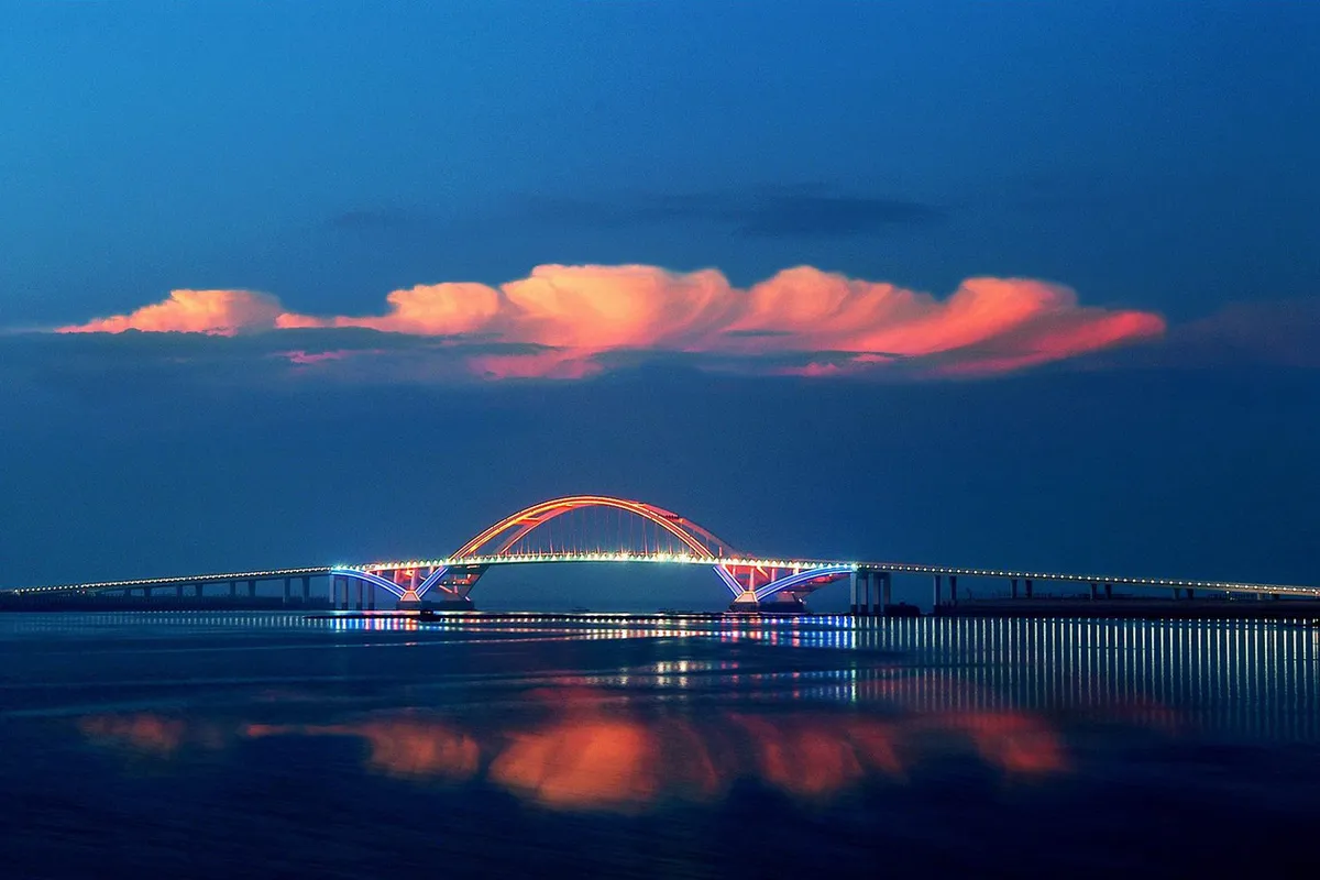 Millennium Harbourview Hotel Xiamen — rooms and atmosphere