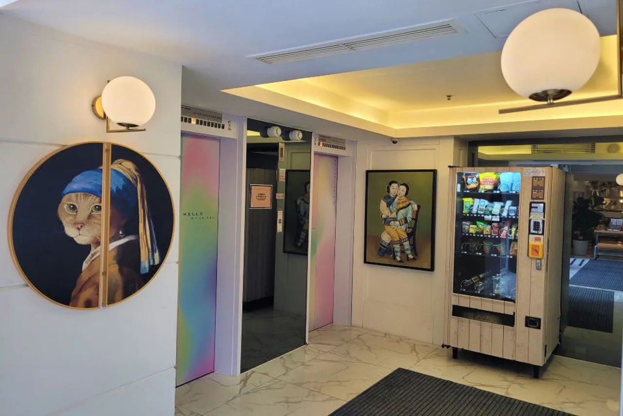 Mini Hotel Central — rooms and atmosphere