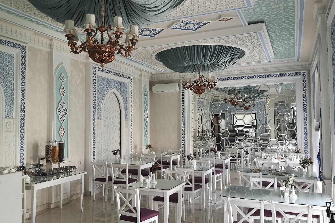Mirzo Boutique Hotel — rooms and atmosphere