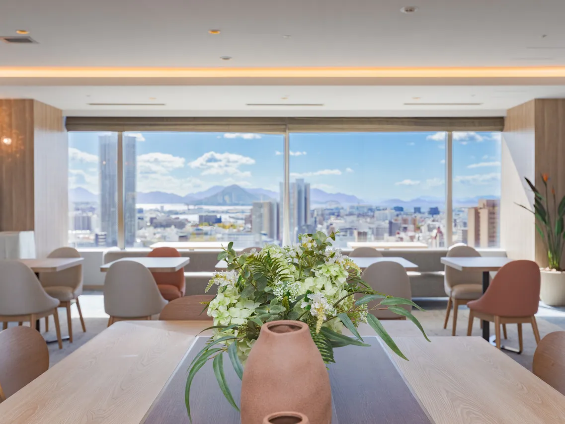 Mitsui Garden Hotel Hiroshima — rooms and atmosphere
